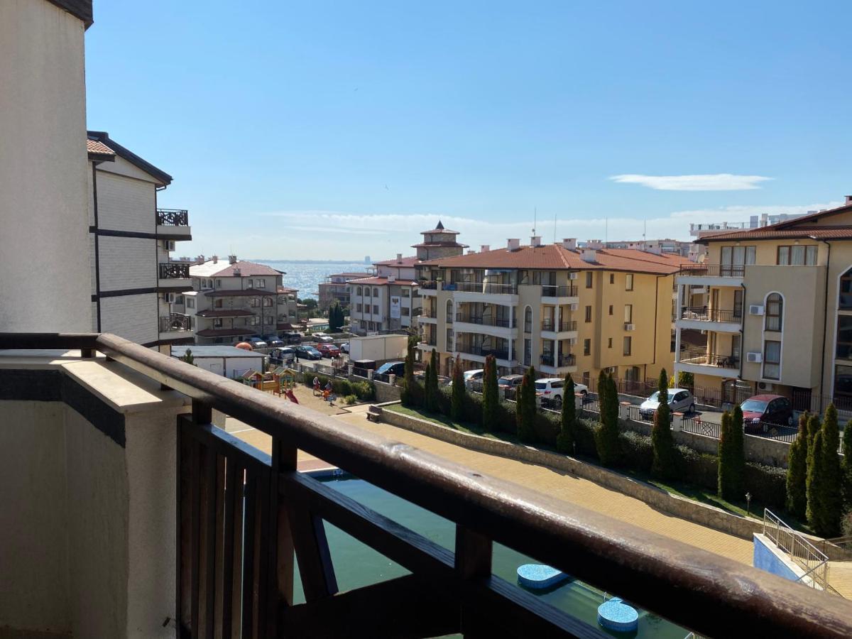 Royal Palm Studio With Seaview Sveti Vlas Exterior foto